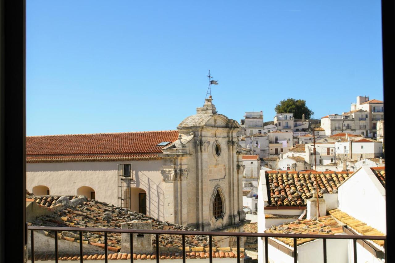 Rooms Dimora Arco - Affitti Brevi Italia Monte SantʼAngelo Екстериор снимка